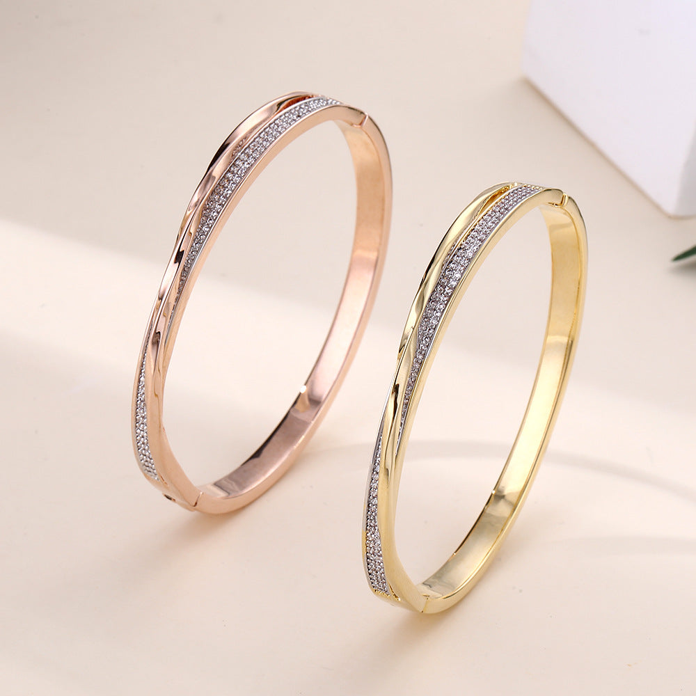VANZECHY Mobius Starry Sky Bracelet | Gold-Plated Copper & Zircon