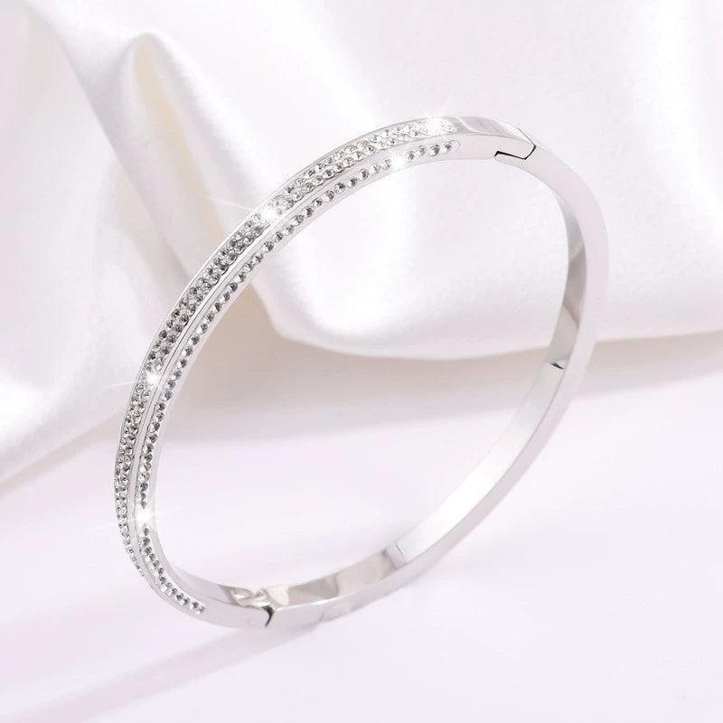 VANZECHY Starry Sky Zircon Bracelet | Titanium Steel | Rose Gold, Gold & Silver